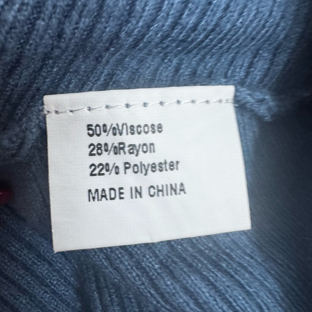 Cozy Women’s Blue Turtleneck Sweater - Picture 6 of 7